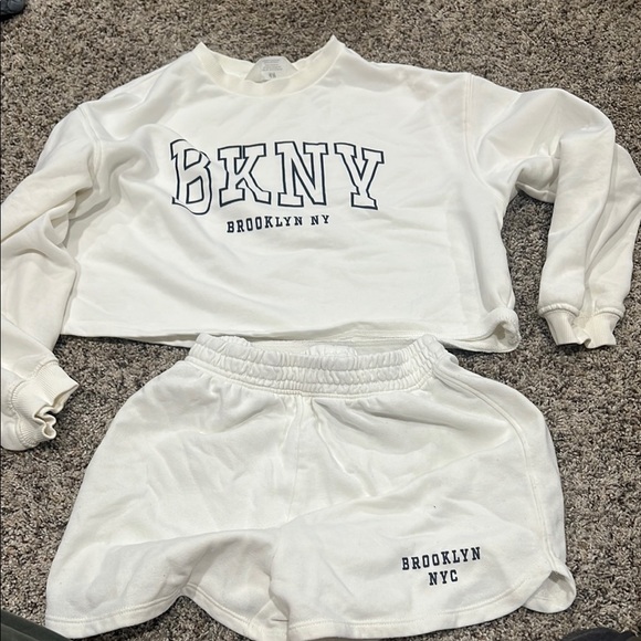 Kids White Bottoms and Sweatshirt Set - Picture 1 of 3